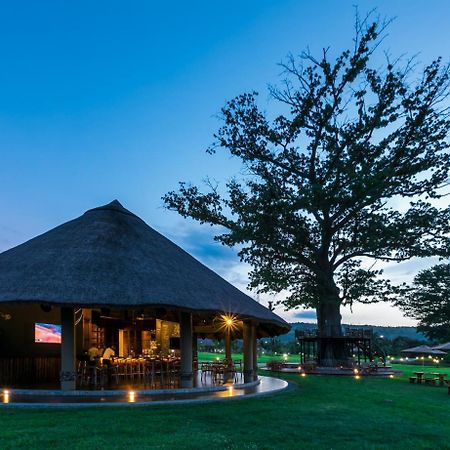 The Royal Senchi Hotel And Resort Akosombo Ngoại thất bức ảnh