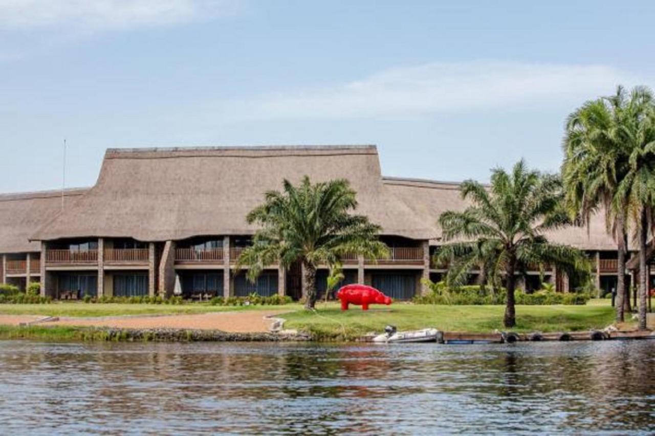 The Royal Senchi Hotel And Resort Akosombo Ngoại thất bức ảnh